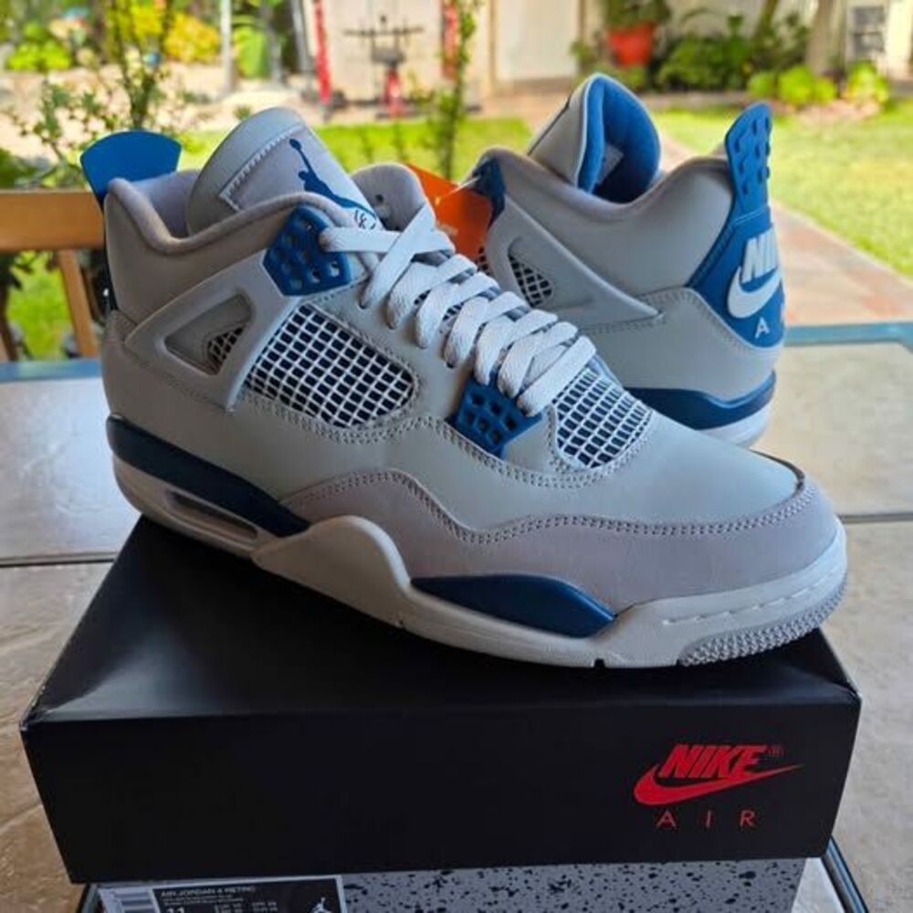 Air Jordan 4 Military Blue Size 11 DS $200